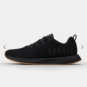 NOBULL Women’s Mesh Runner